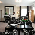 Stage47 Hotel