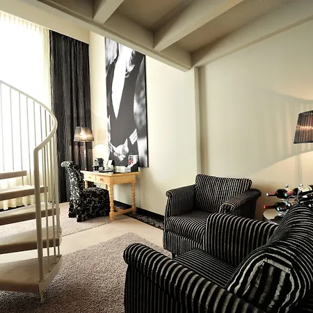 Hotel Stage47