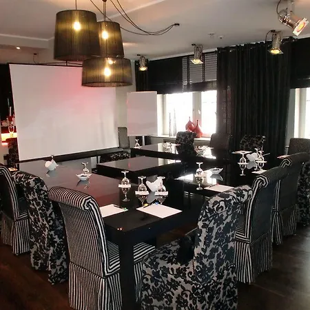 Hotel Stage47