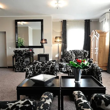 Hotel Stage47